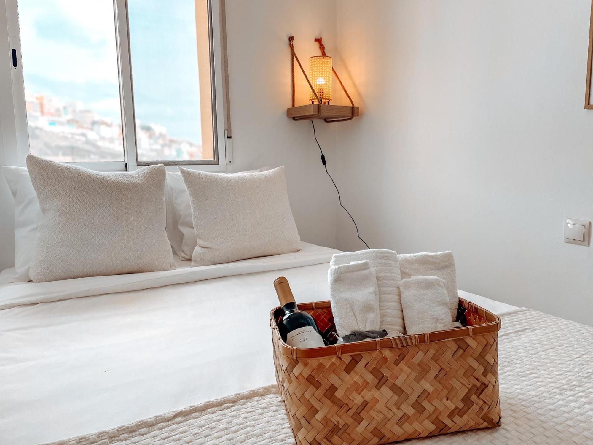 Fee4me Vegueta Views In Palmas De Gran Canaria Apartment